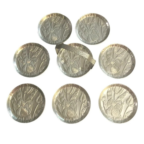 VINTAGE MCM Mid-Century Embossed Aluminum Tulip Floral Coaster Set of 8 w/Holder - Picture 6 of 7